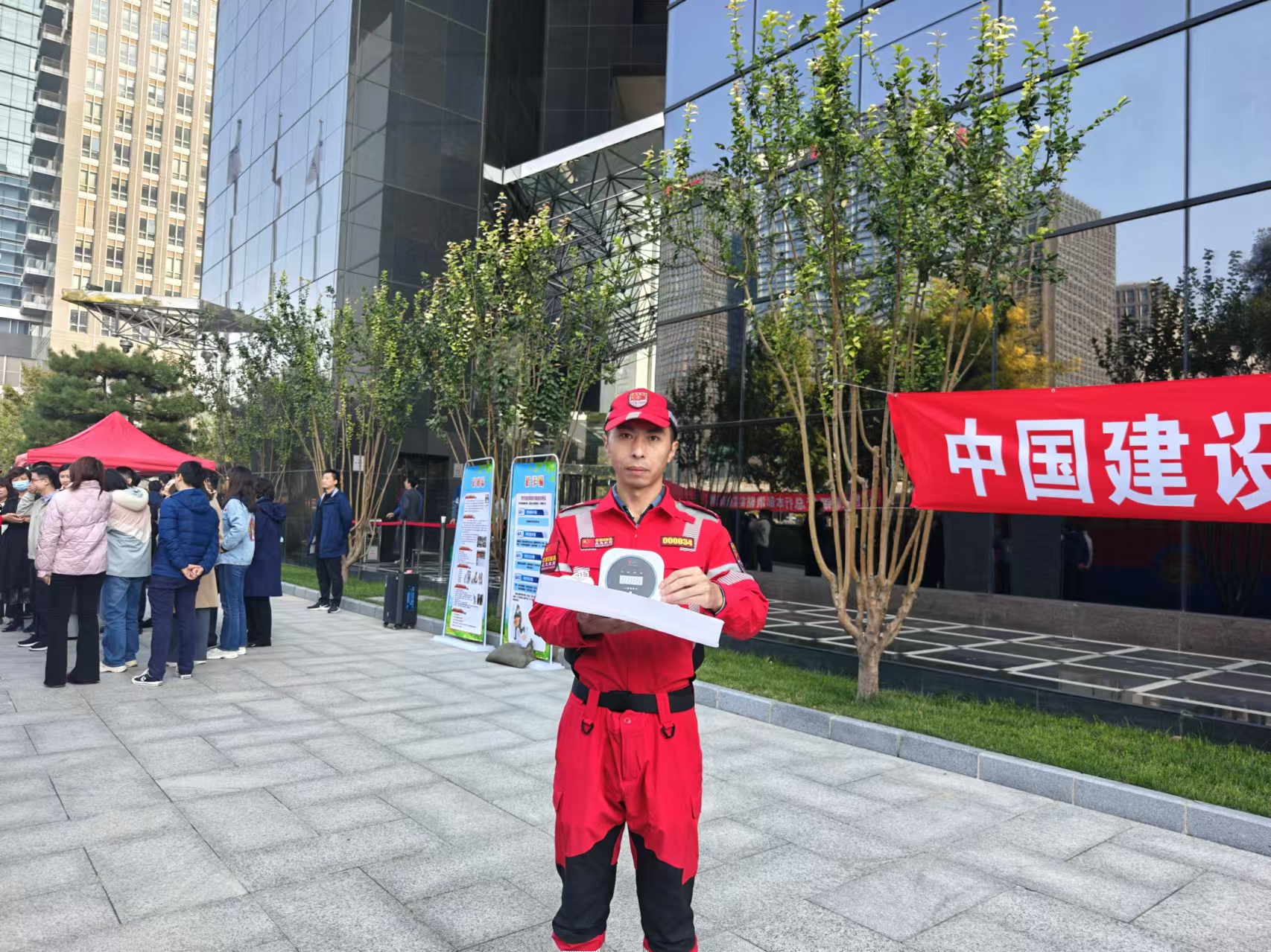 消防应急照明：黑暗中的“生命之光”